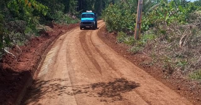 Valença atua em oito frentes para recuperar estradas rurais após período de chuvas